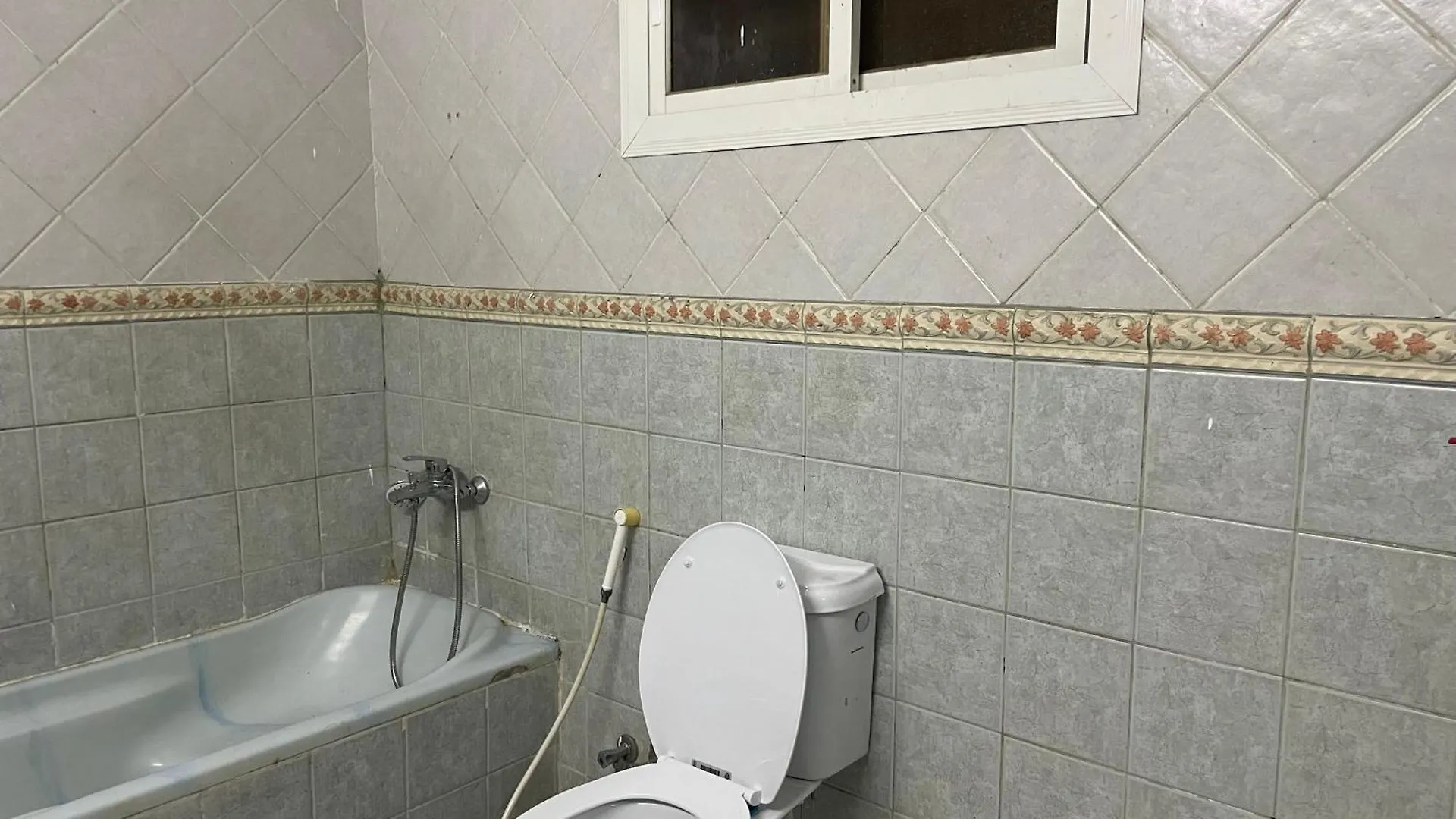 Three Bedroom In Al Tanim مكة